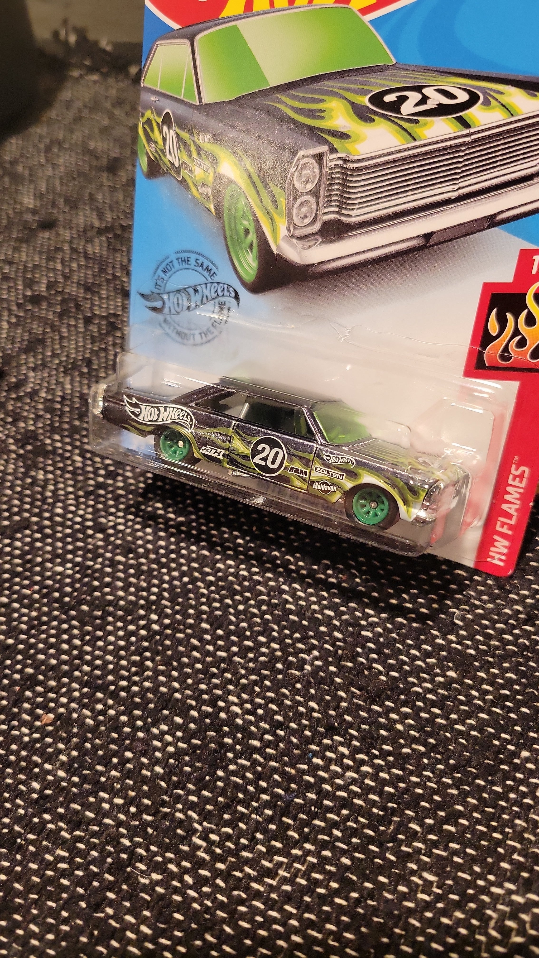 Hot Wheels 2020 Super Treasure Hunt 1965 Ford Galaxie