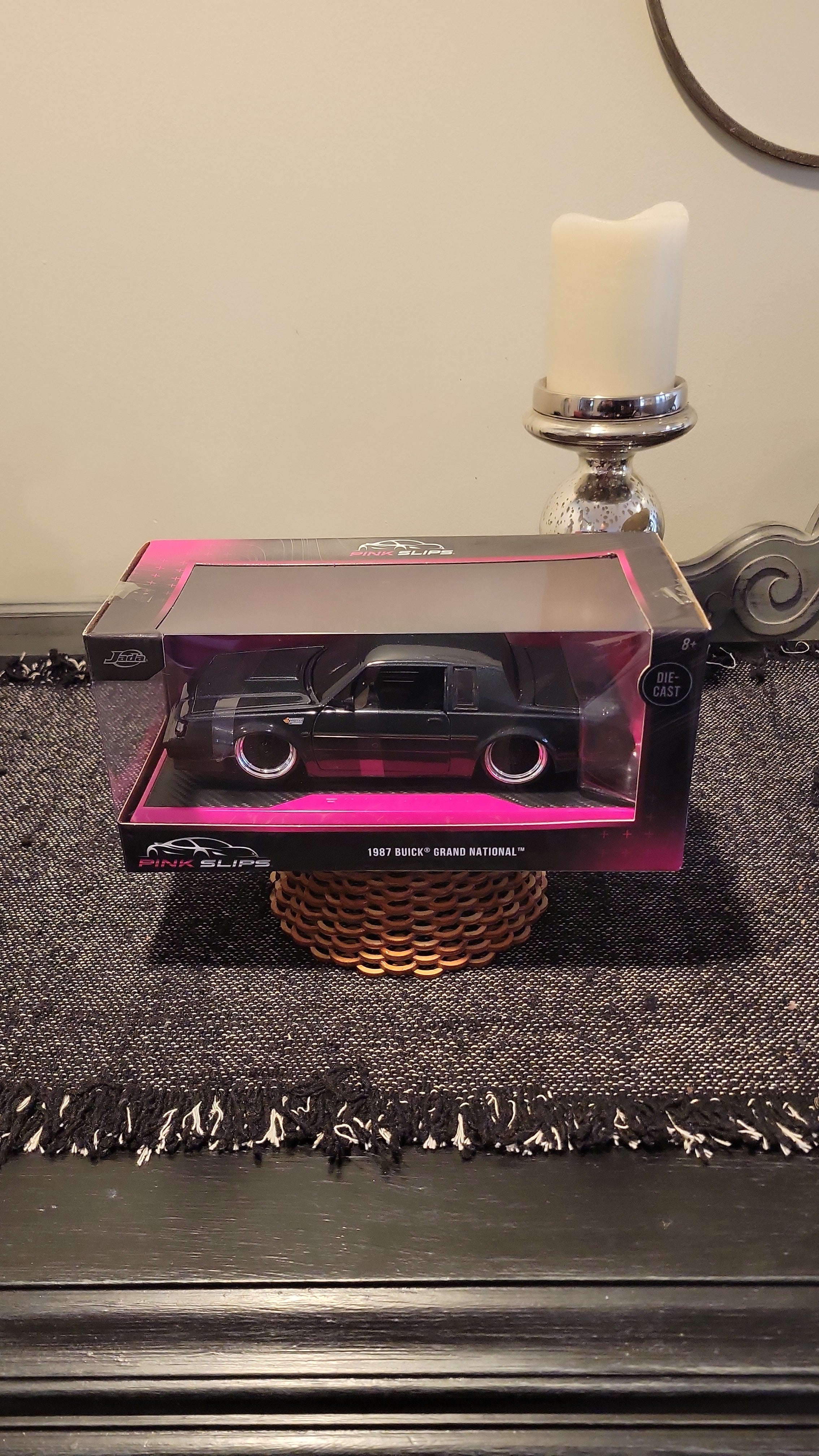 Jada 1:24 Scale Pink Slips 1987 Buick Grand National