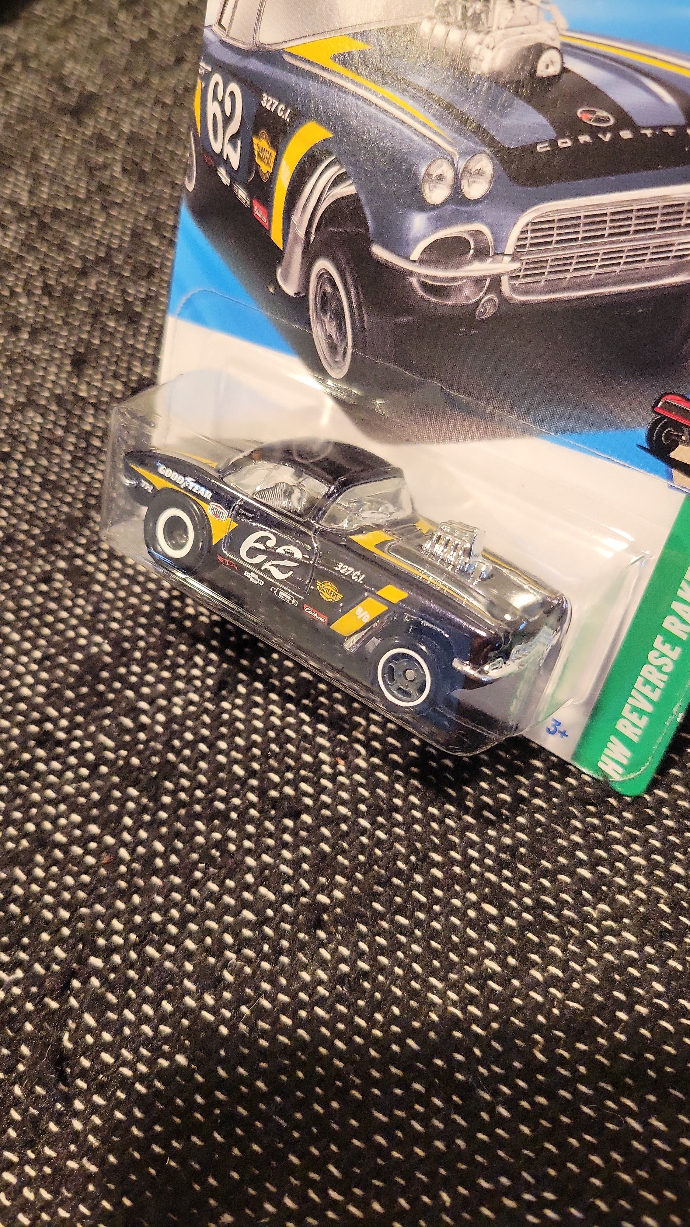 Hot Wheels 2025 Super Treasure Hunt 1962 Corvette Gasser