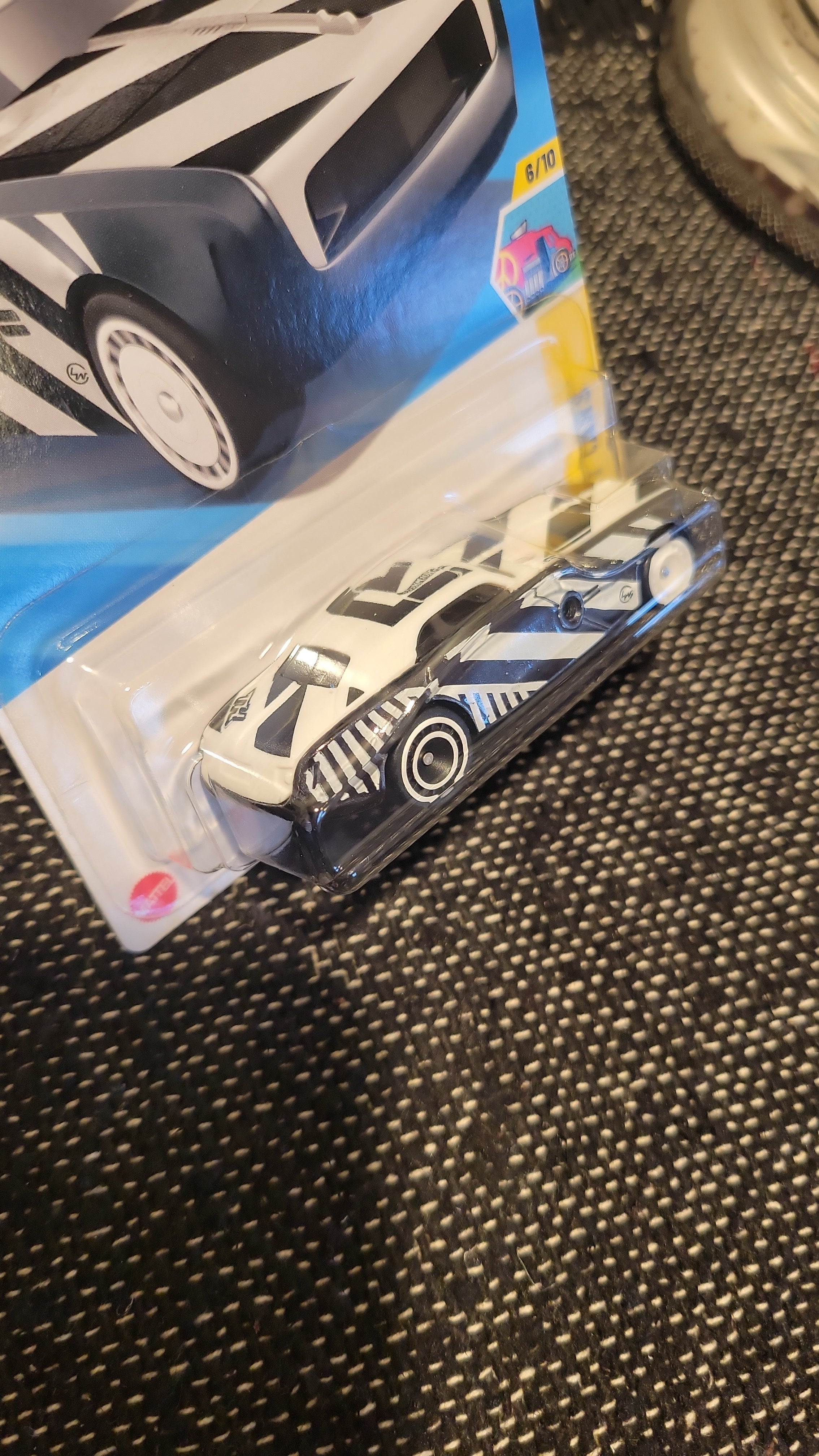 Hot Wheels 2025 Super Treasure Hunt Hi Roller