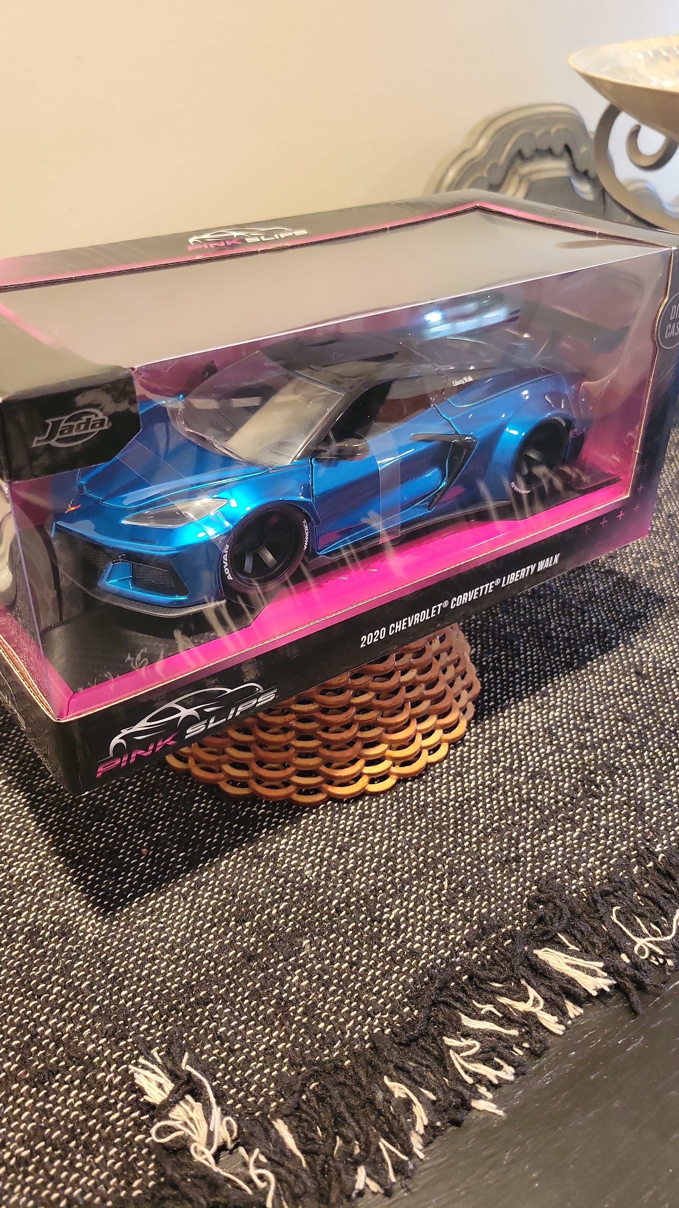 Jada 1:24 Scale Pink Slips 2020 Chevrolet Corvette Liberty Walk