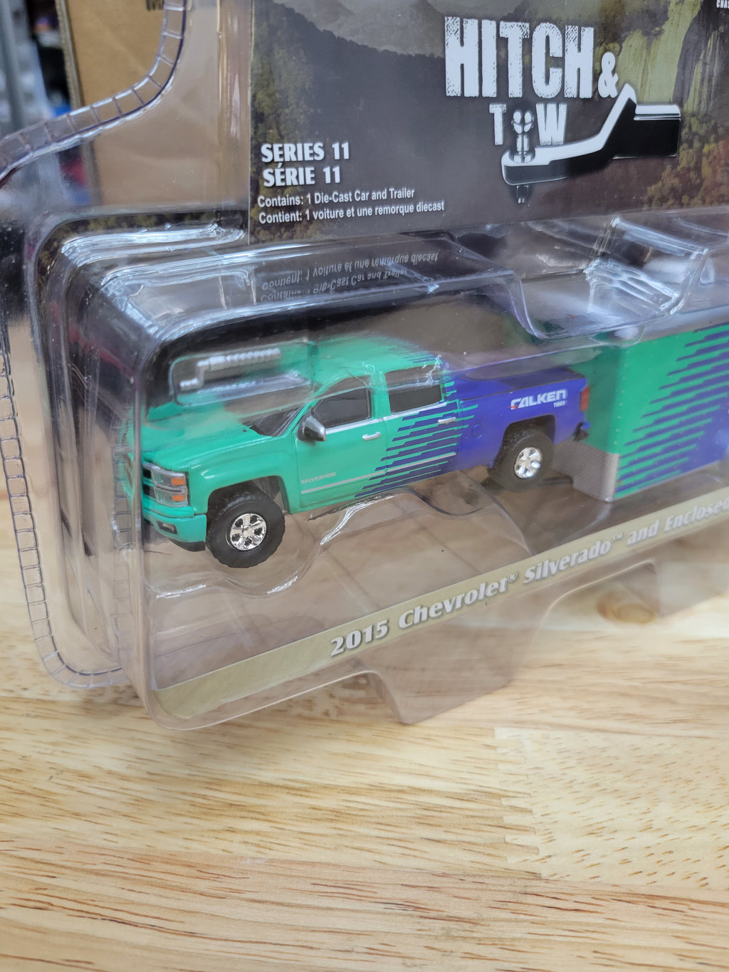 Greenlight Hitch & Tow Falken 2015 Chevrolet Silverado & Enclosed Trailer