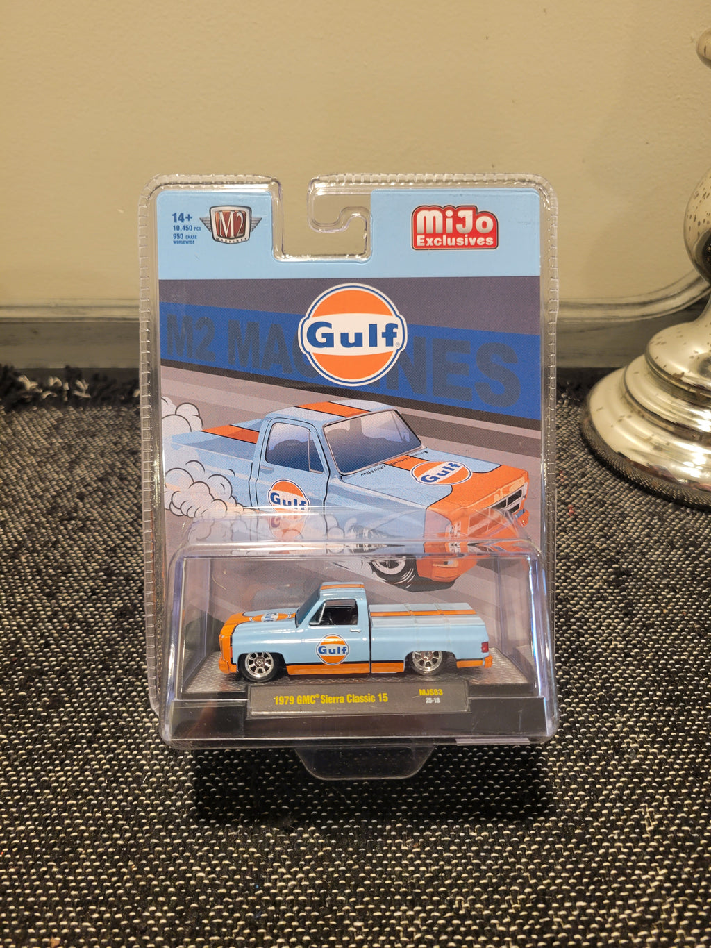 M2 Machines 1979 GMC Classic 15 Gulf Exclusive