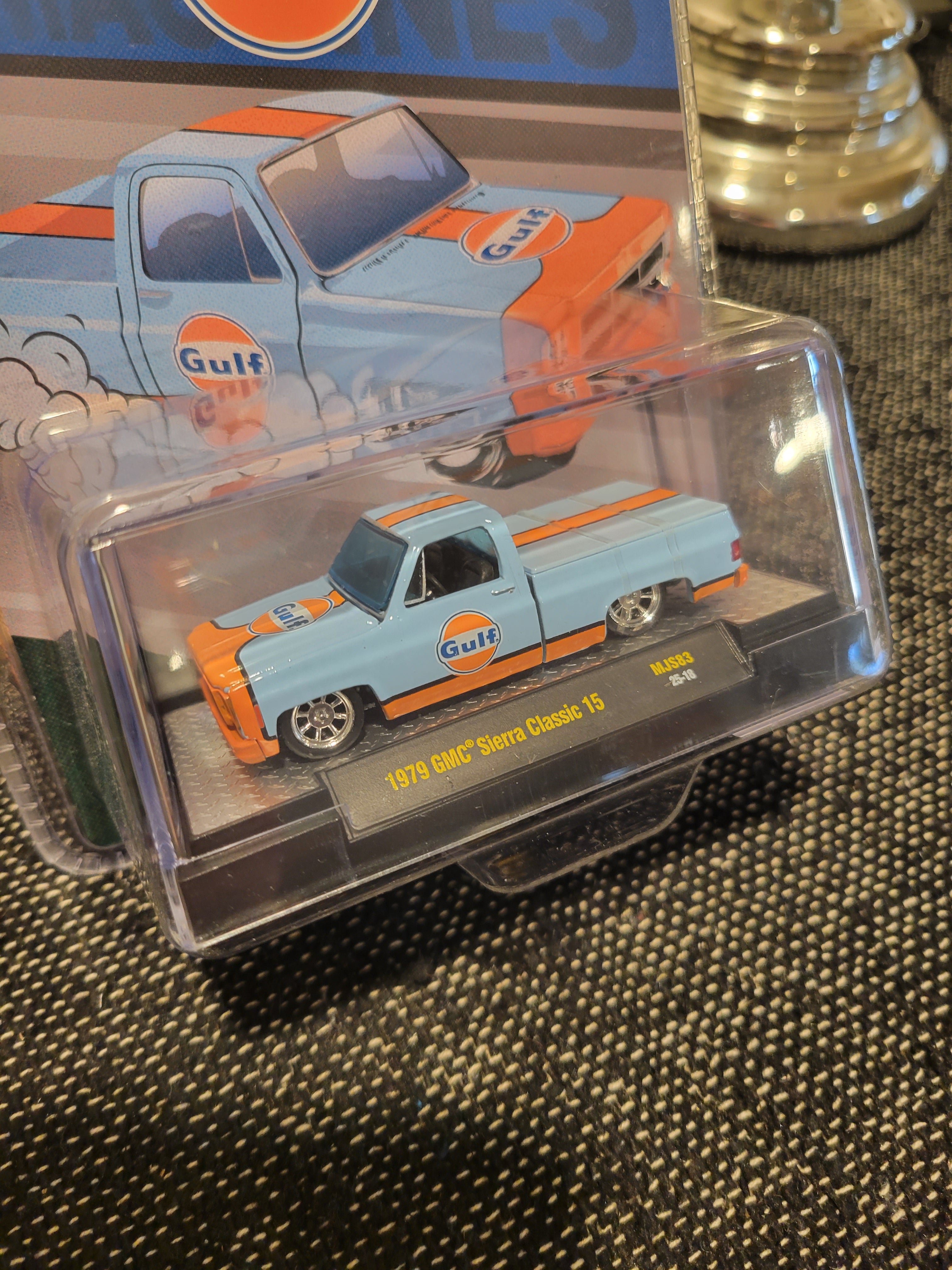 M2 Machines 1979 GMC Classic 15 Gulf Exclusive