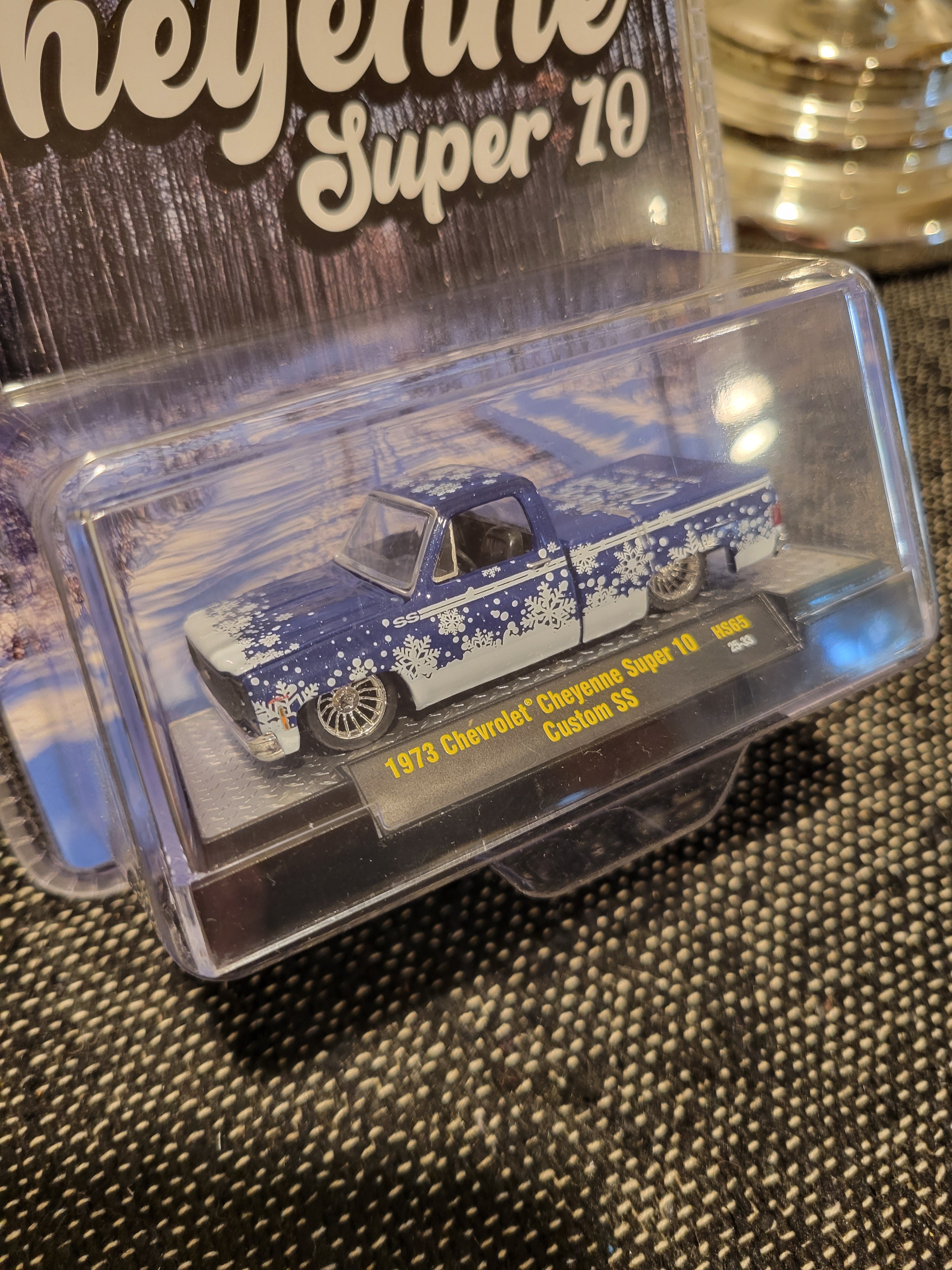 M2 Machines 1973 Chevrolet Cheyenne Super 10 Merry Christmas / Happy New Year!