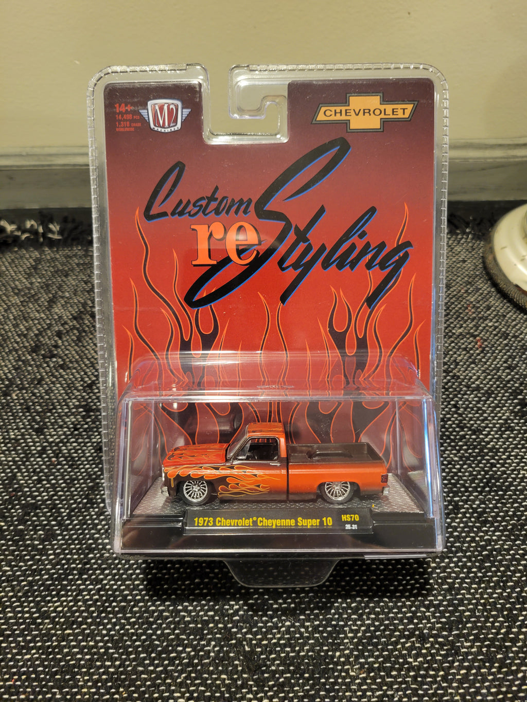 M2 Machines 1973 Chevrolet Cheyenne Super 10 Custom Re Styling