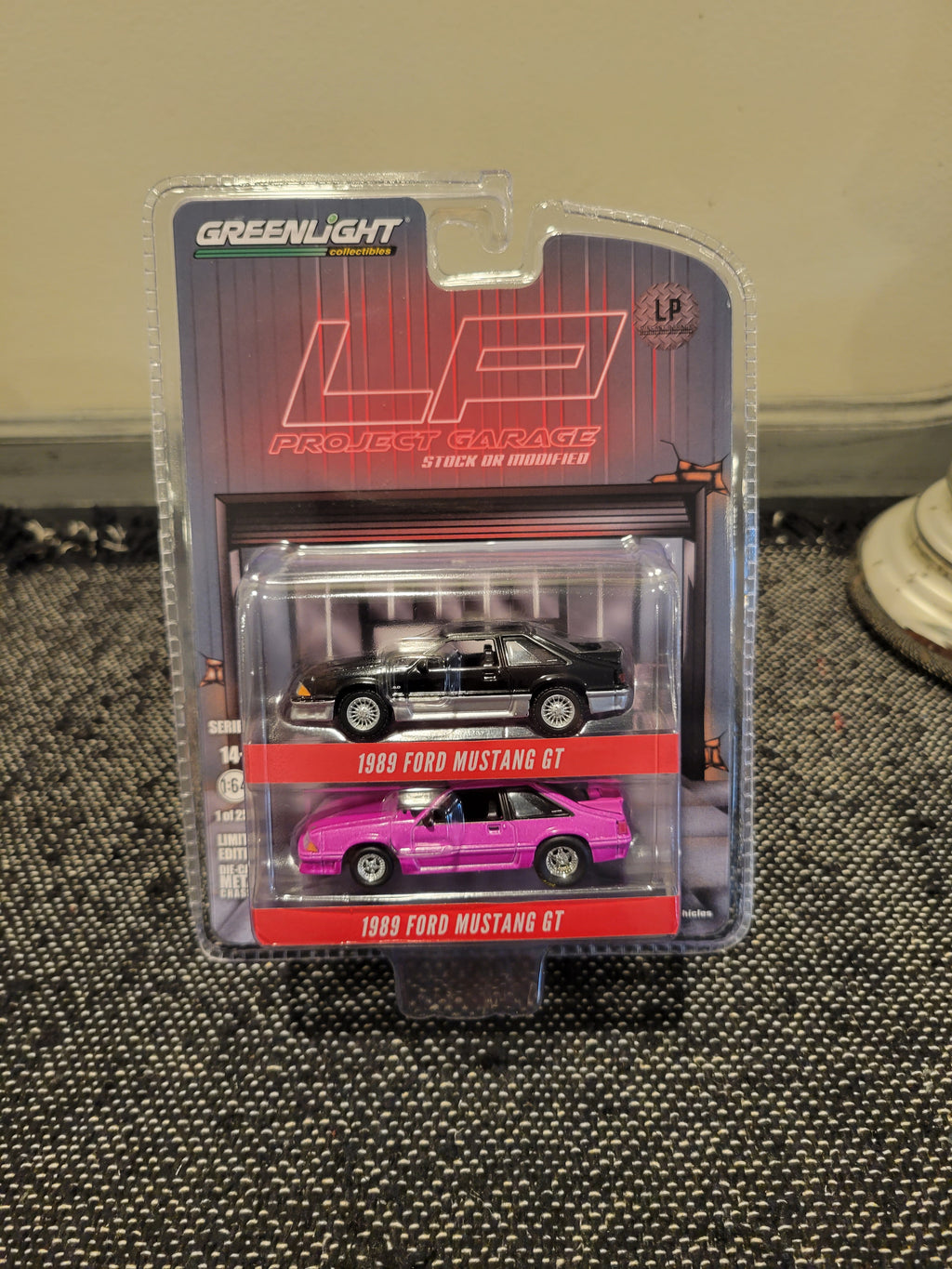 Greenlight LP Diecast Exclusive 1989 Ford Mustang GT 2 Pack