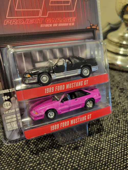 Greenlight LP Diecast Exclusive 1989 Ford Mustang GT 2 Pack