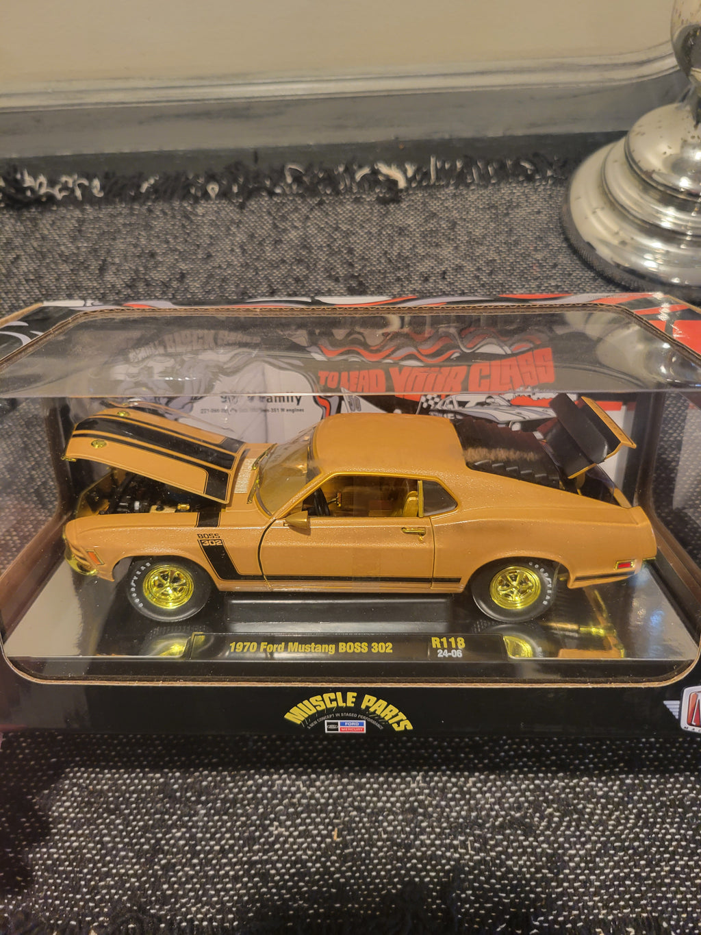 M2 1:24 Scale 1970 Ford Mustang Boss 302 Gold Chase