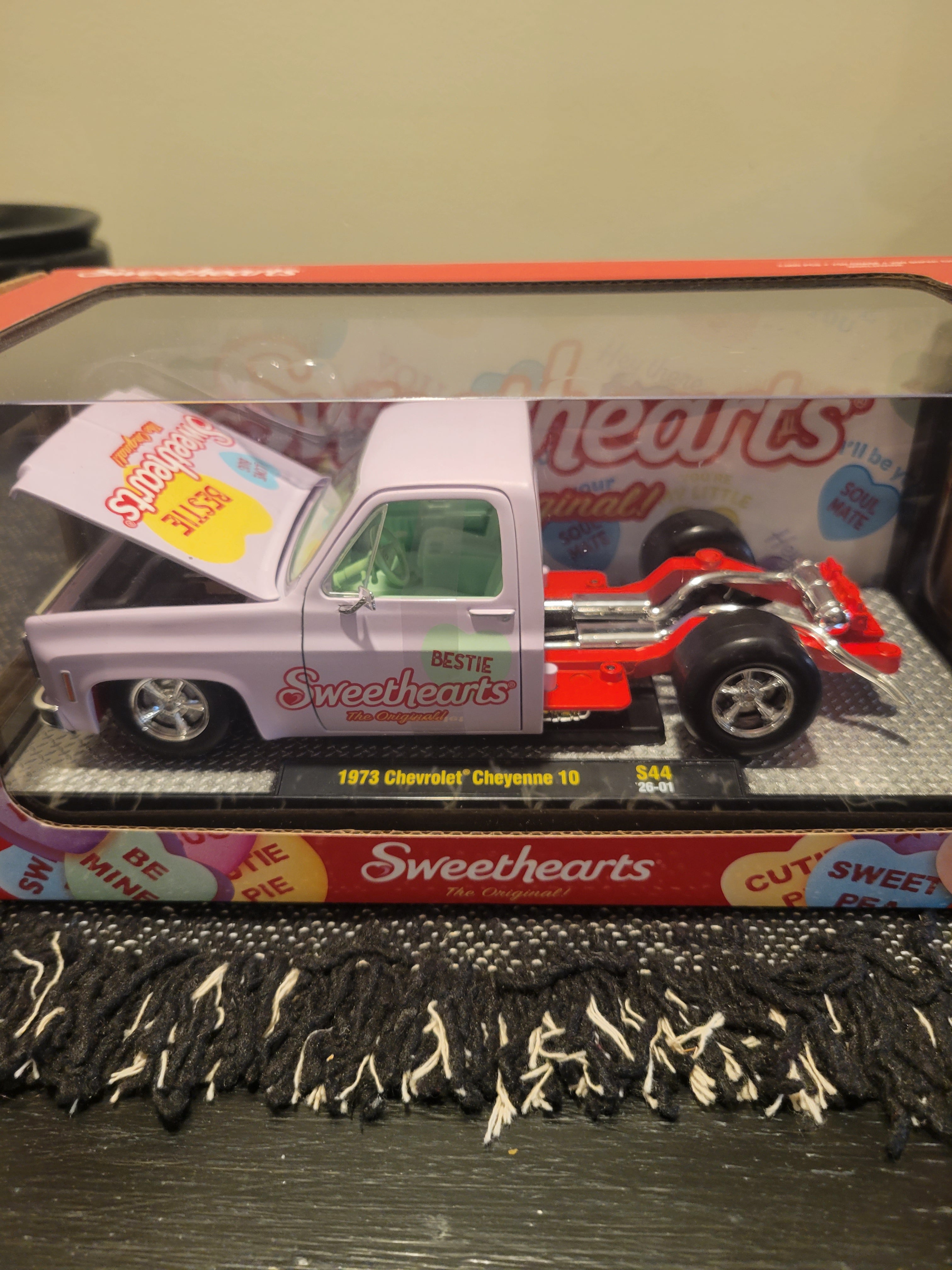 M2 1:24 Scale 1973 Chevrolet Cheyenne 10 Sweethearts