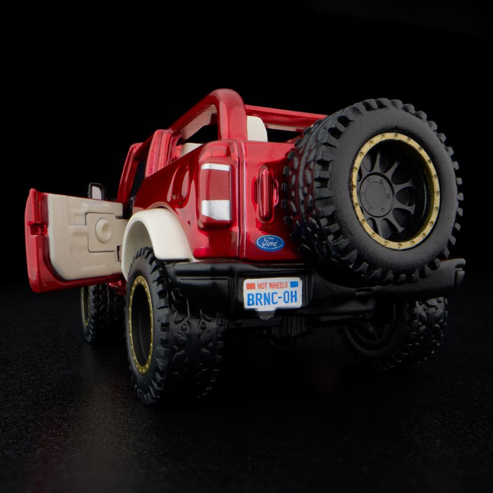 Hot Wheels RLC 2021 Ford Bronco In Acrylic Display Case