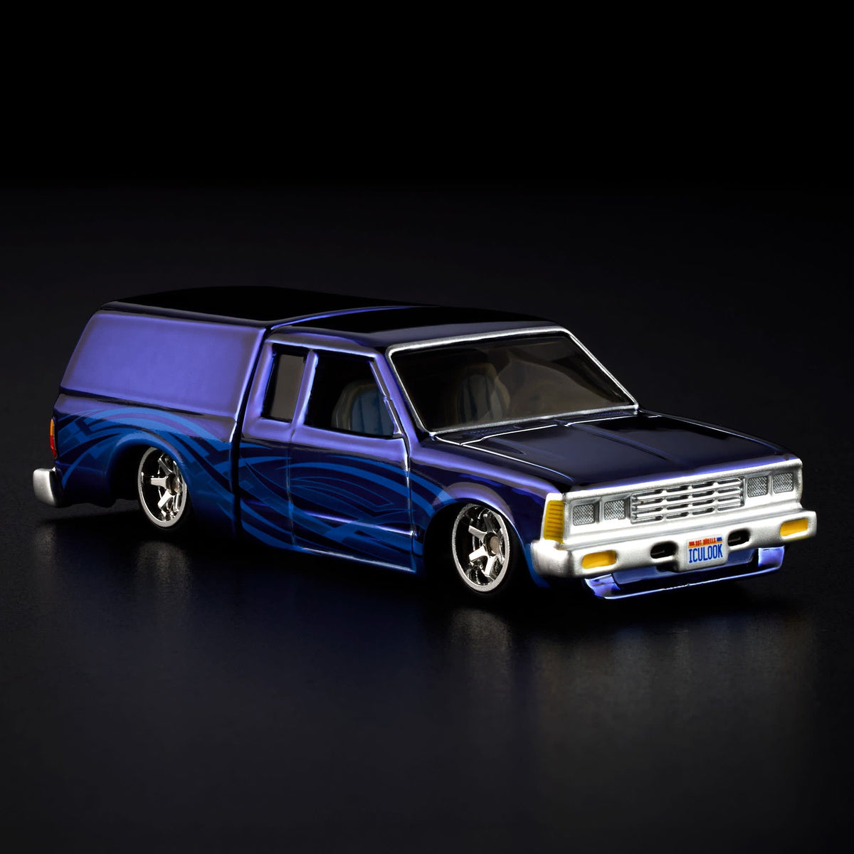 Hot Wheels RLC 1986 Nissan 720 King Cab Spectraflame Blue